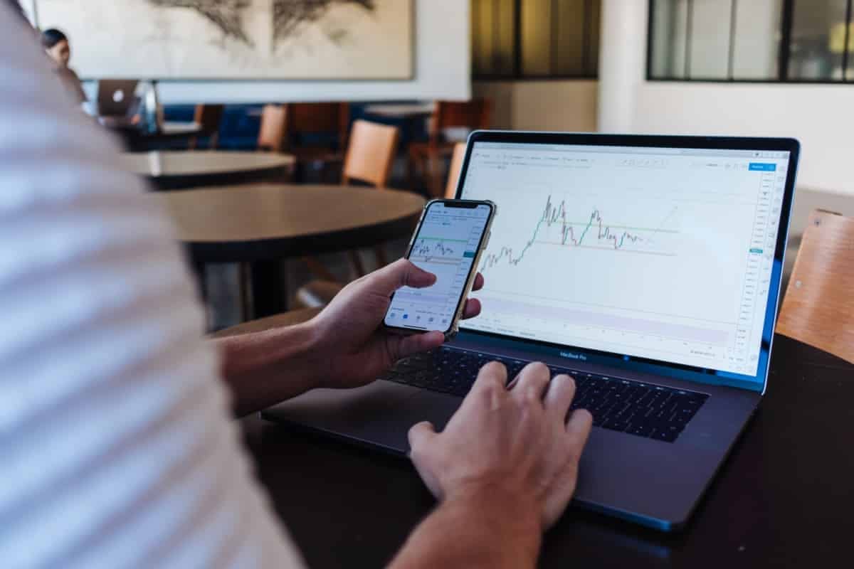 Gambar Pengertian, Jenis, dan Contoh Hedging dalam Investasi