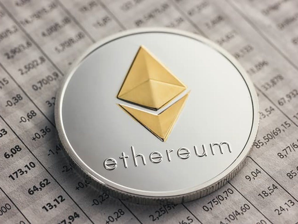 Gambar Ethereum Diprediksi Tembus Rp94 Juta di Tahun 2024: Peluang Investasi Masa Depan?