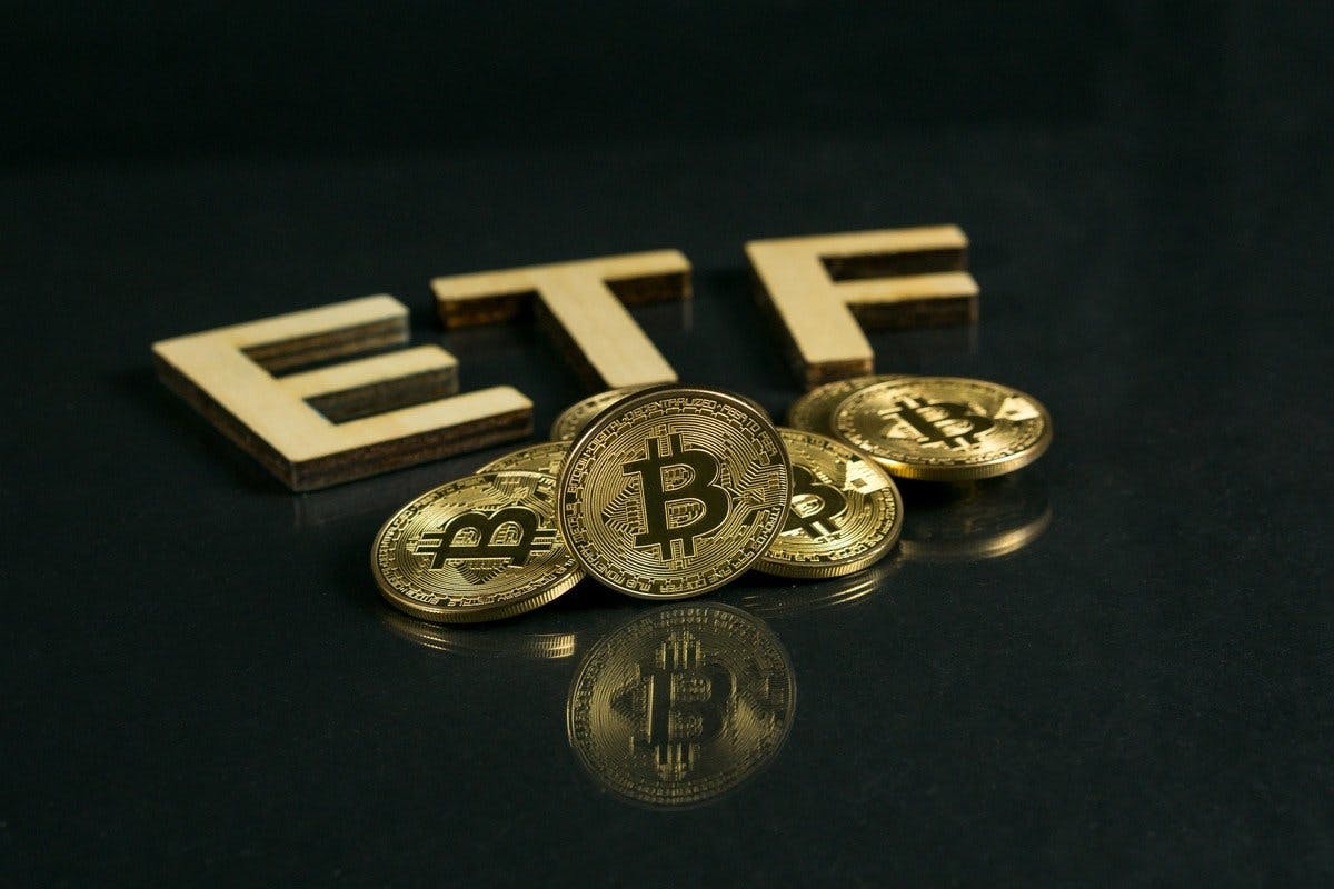 Gambar BlackRock’s Bitcoin Spot ETF: Harapan Baru di Tengah Kontroversi SEC!